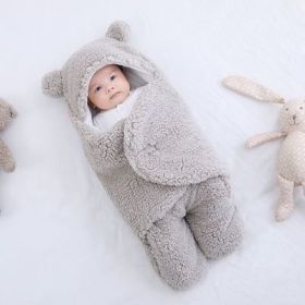 Baby Hold Newborn Thickened Out Wrap Swaddle Sleeping Bag (Option: Grey lamb wool-62cm)