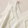 Baby Girl Solid Color Conchet Knitted Graphic V-Neck Sleeveless Vest Sweater